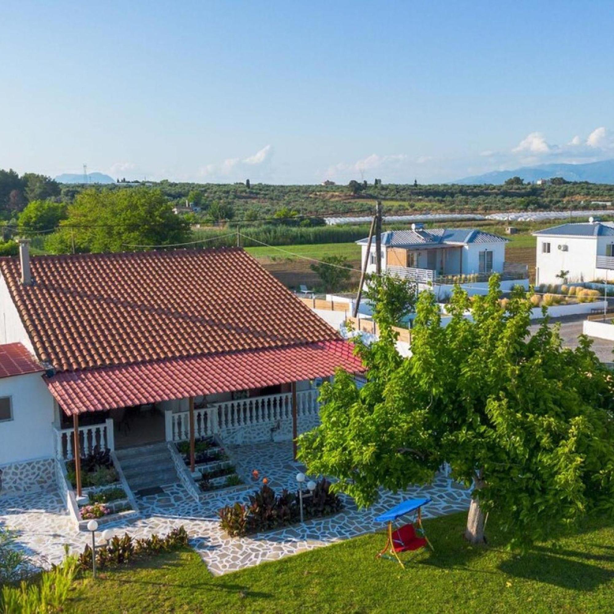 Villa Seaside Retreat For Families And Pets Messíni Exterior foto